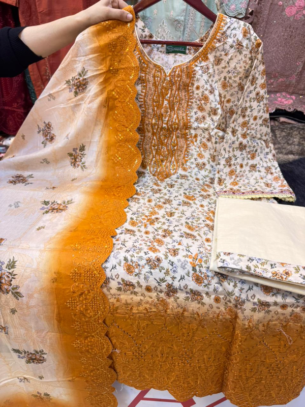 Soft Cotton Elegance Stitched Set